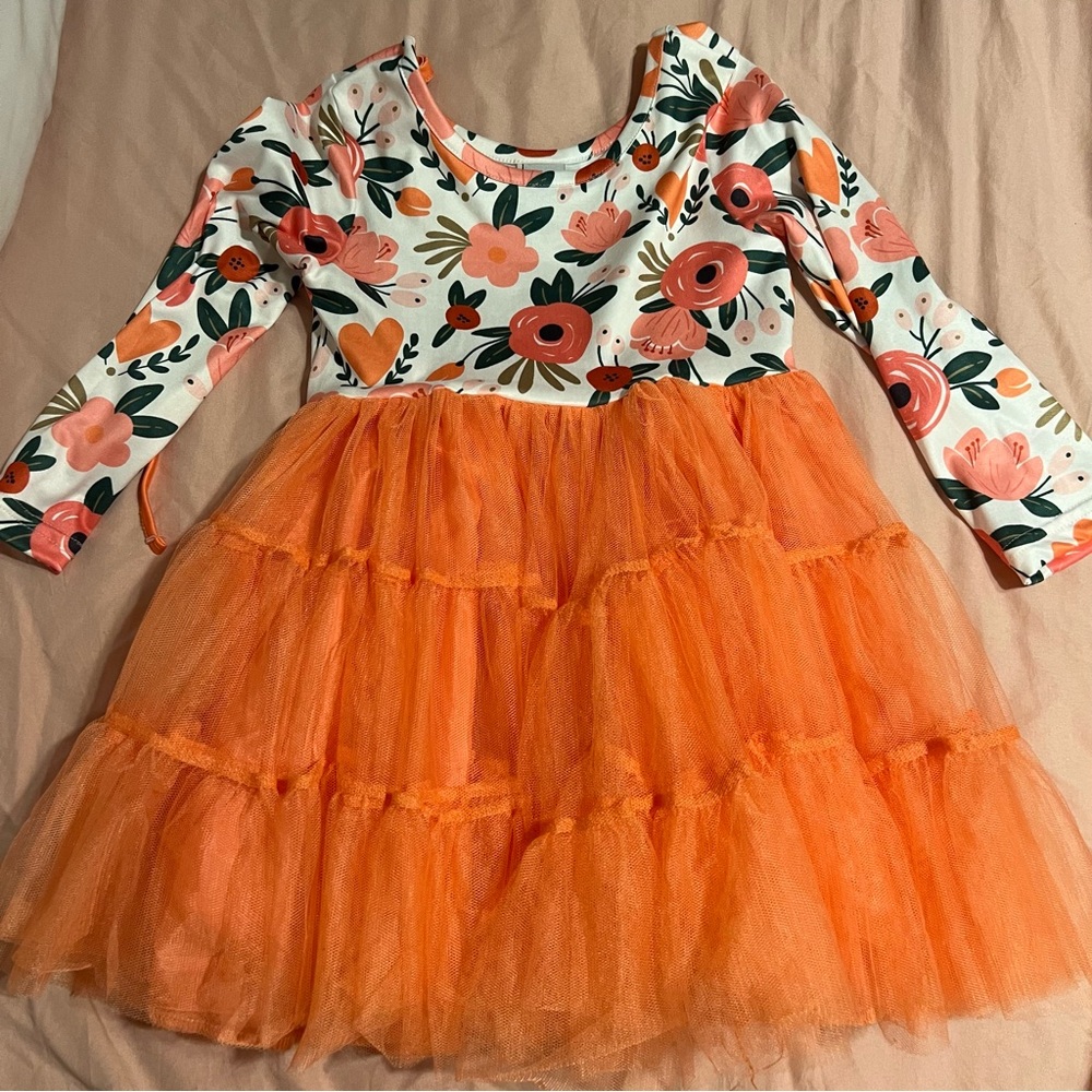 Gorgeous girls dress! 3T never worn!
